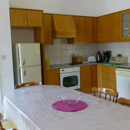 Villa Papas 3 *